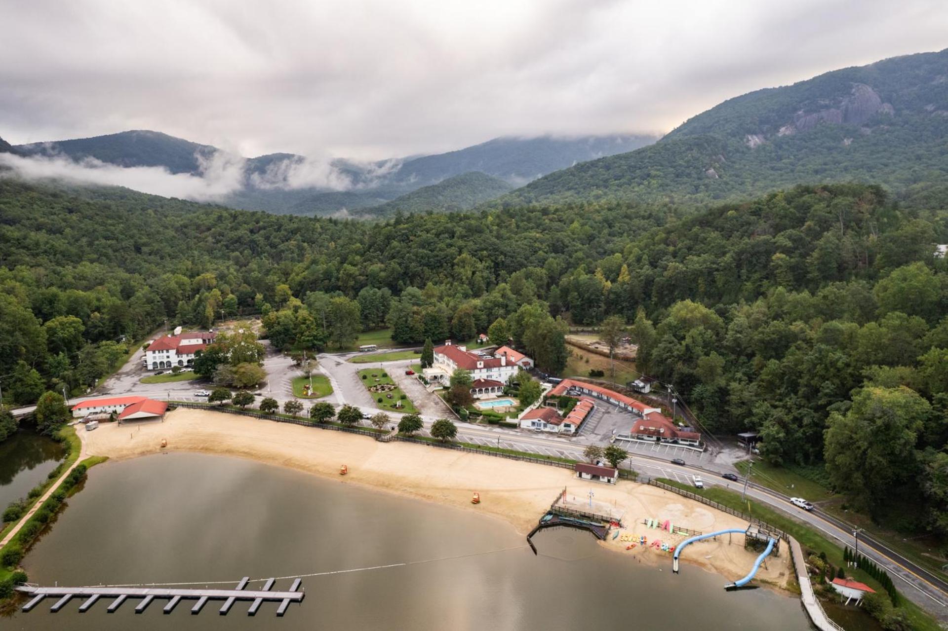Lake Lure Inn And Spa Exteriér fotografie